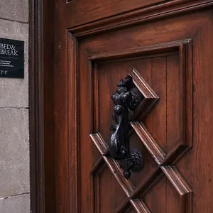 Close To Passeig De Gracia Барселона